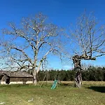 Holiday home Maison Campagne Lavazan