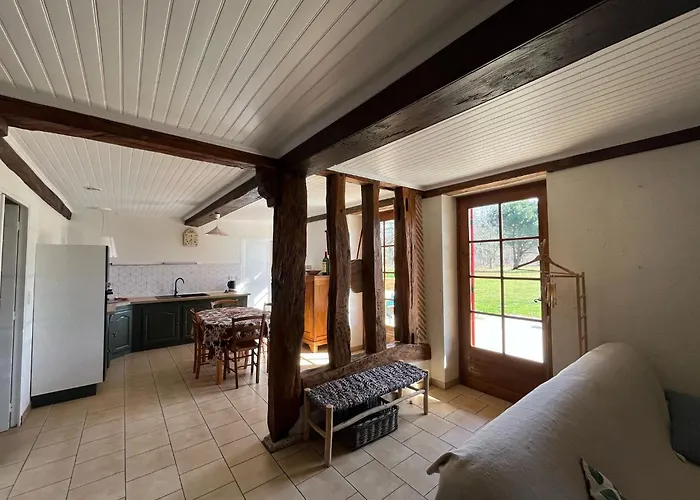 Gite Maison Campagne * Lavazan