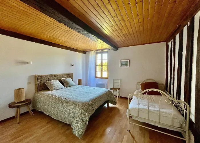 Gite Maison Campagne * Lavazan